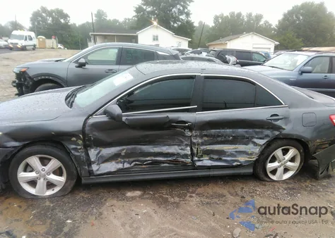 2010 Toyota Camry Se z USA, uszkodzony, nr VIN 4T1BF3EKXAU116038